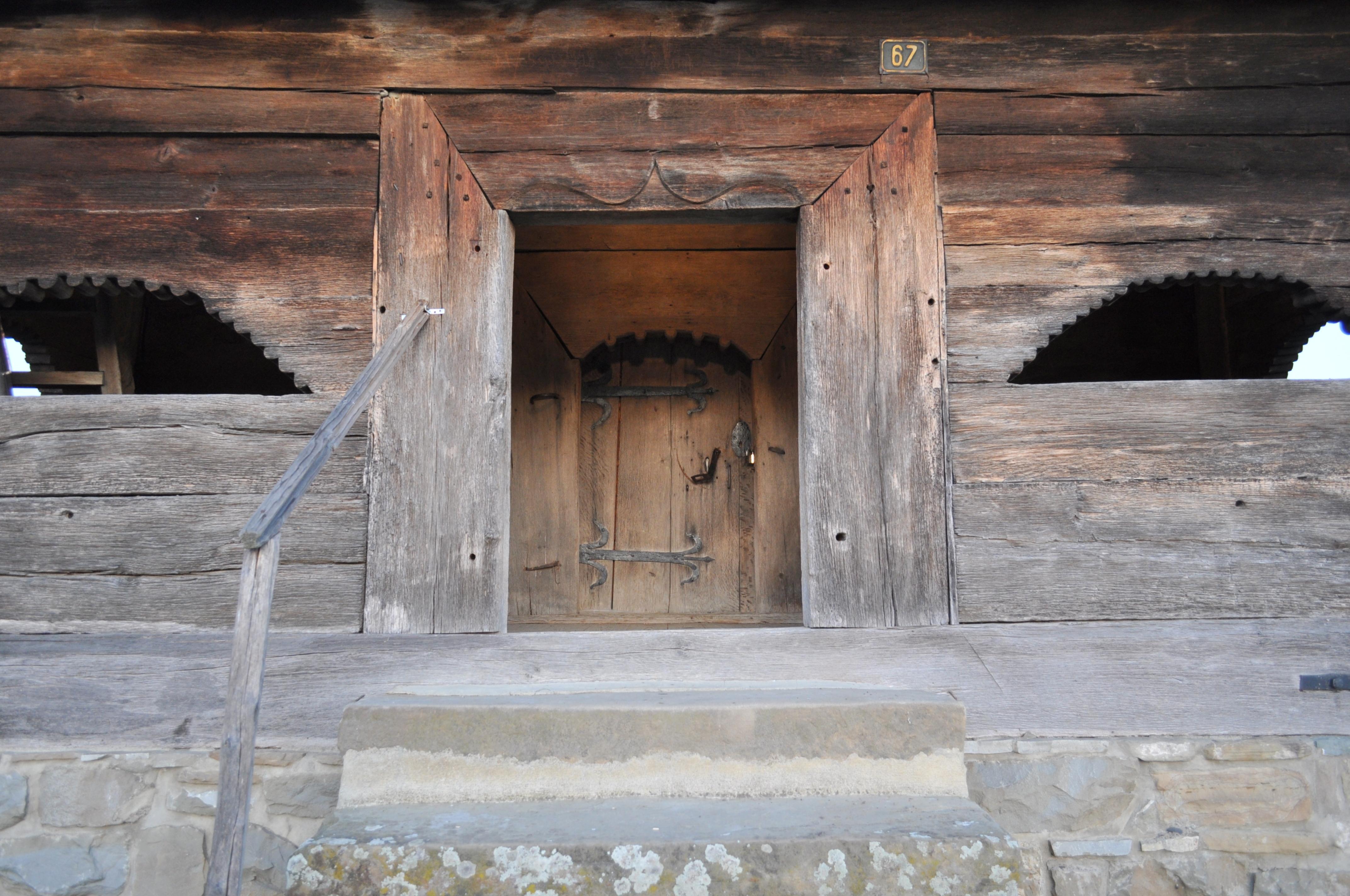 Wooden church of the Nativity of Mary in Rona de Jos